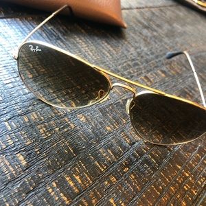 Aviator Ray Ban sunglasses